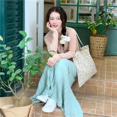 明天、我会成为谁的女友